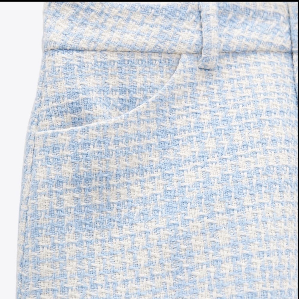 Zara Structured Shorts - Picture 6 of 13
